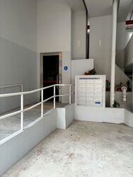 Alexandra Road (D3), Retail #544433051